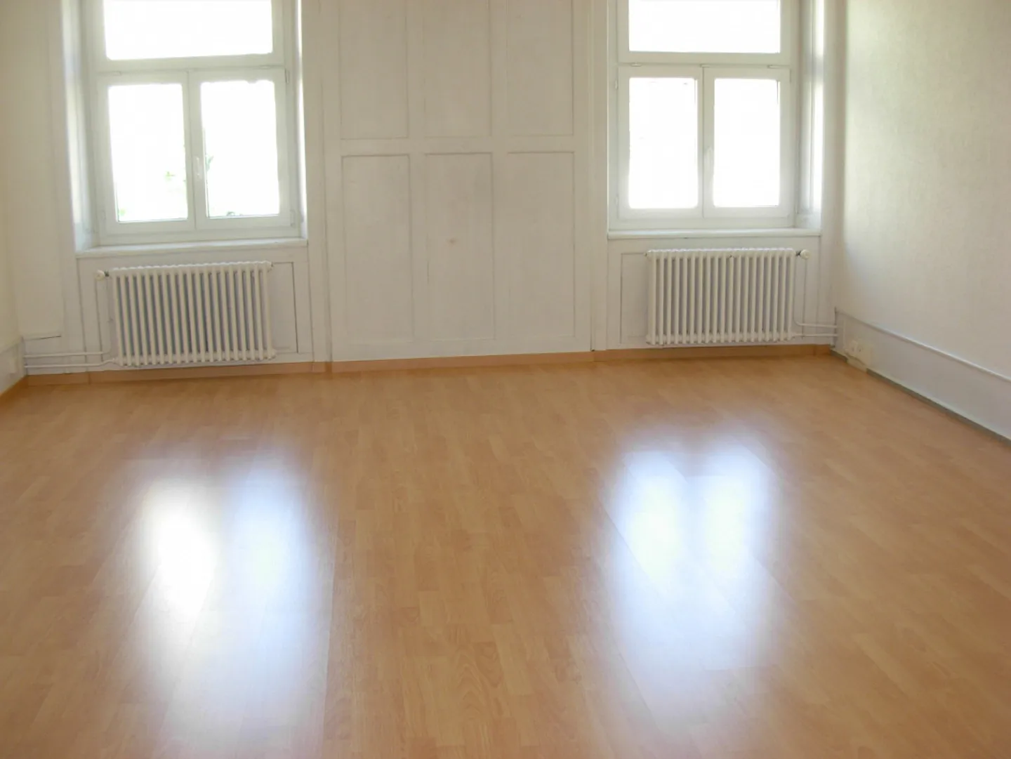 Appartement 2.5 pièces en emplacement central - Photo 4 sur 5