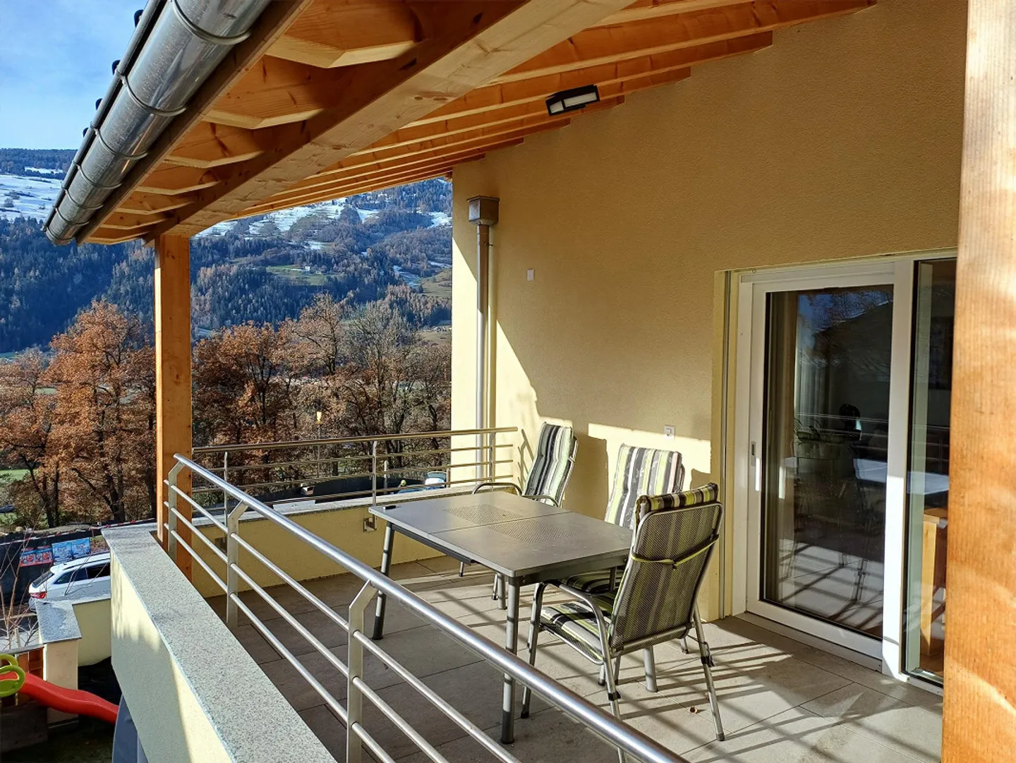 Appartement moderne avec vue sur le Beverin - Photo 11 sur 12