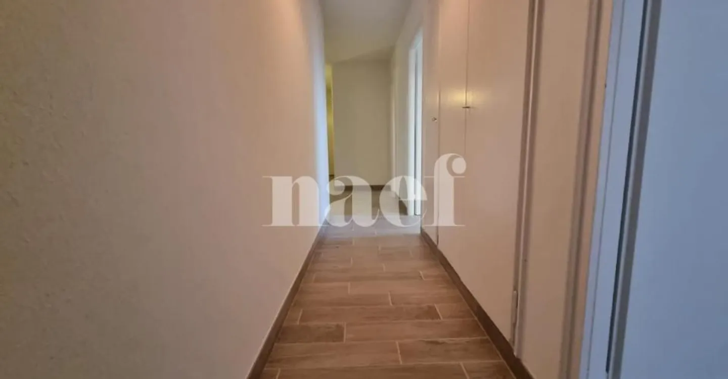 4 stanze completamente ristrutturate - Foto 5 di 11