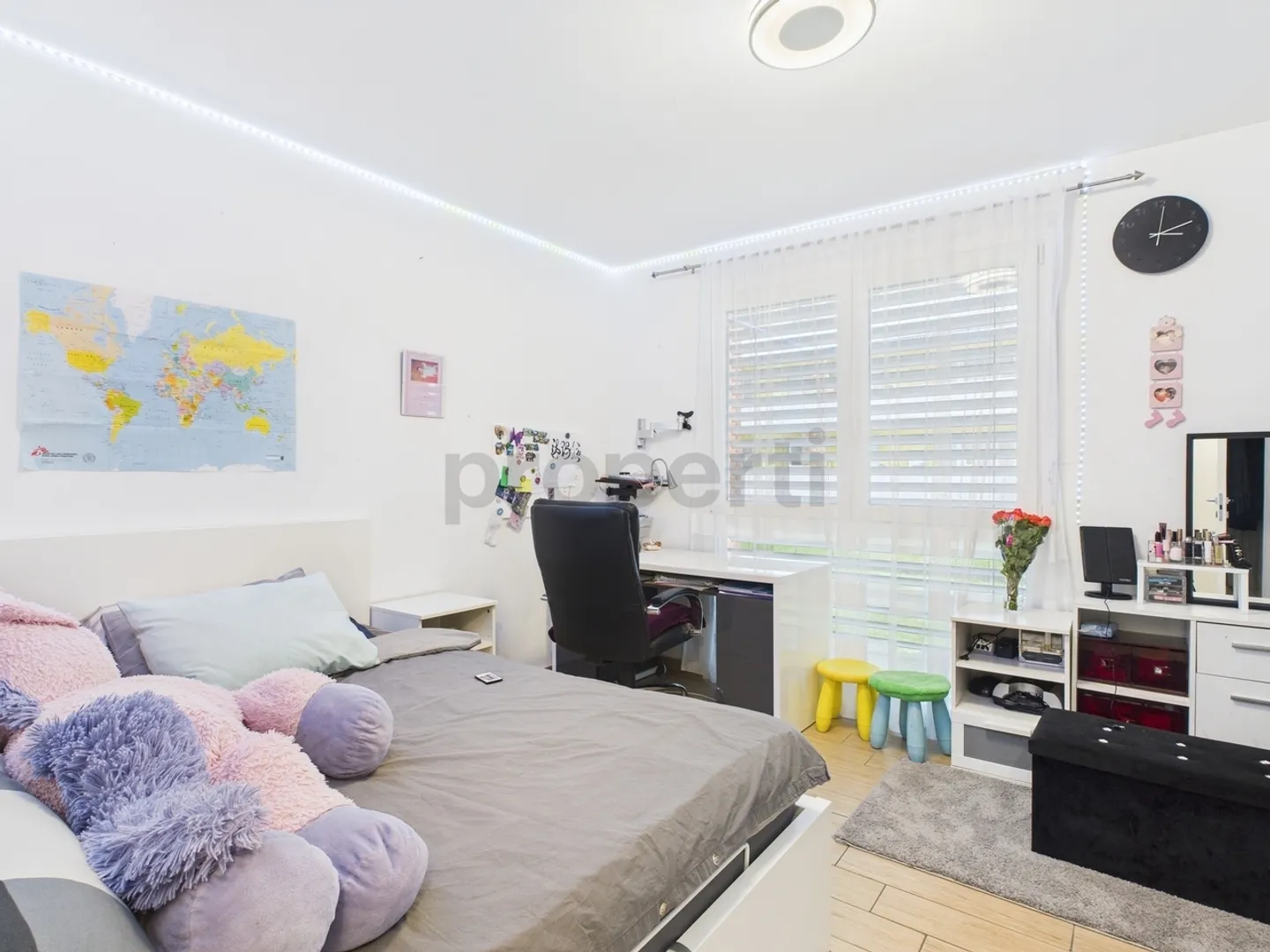 Appartement 4,5 pièces dans un quartier calme et bien desservi à Cadenazzo - Photo 4 sur 11