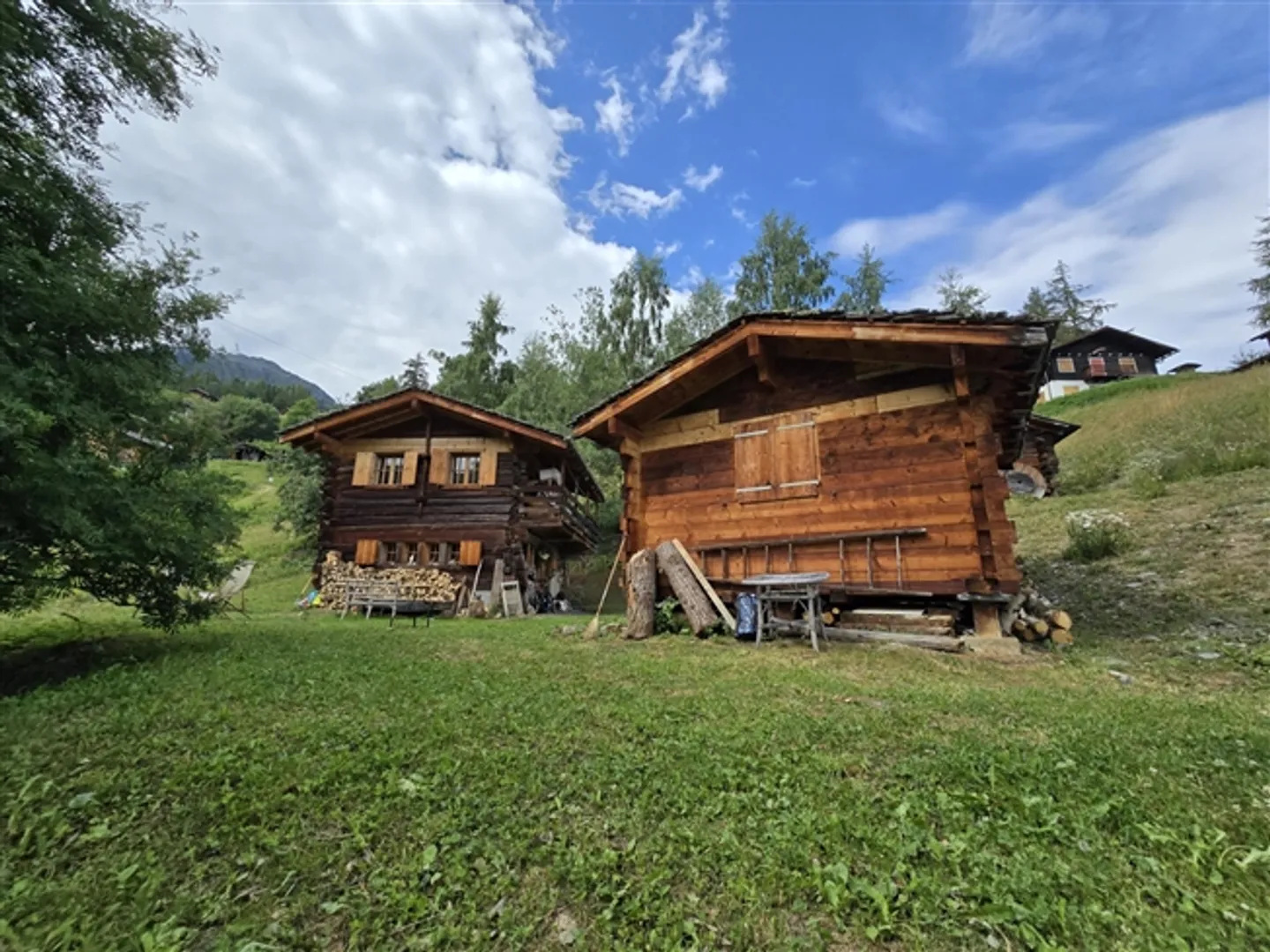 Mayen autentico a La Tzoumaz + i suoi 2 Mazots – Fascino e tranquillità nel cuore delle 4 valli - Foto 1 di 9