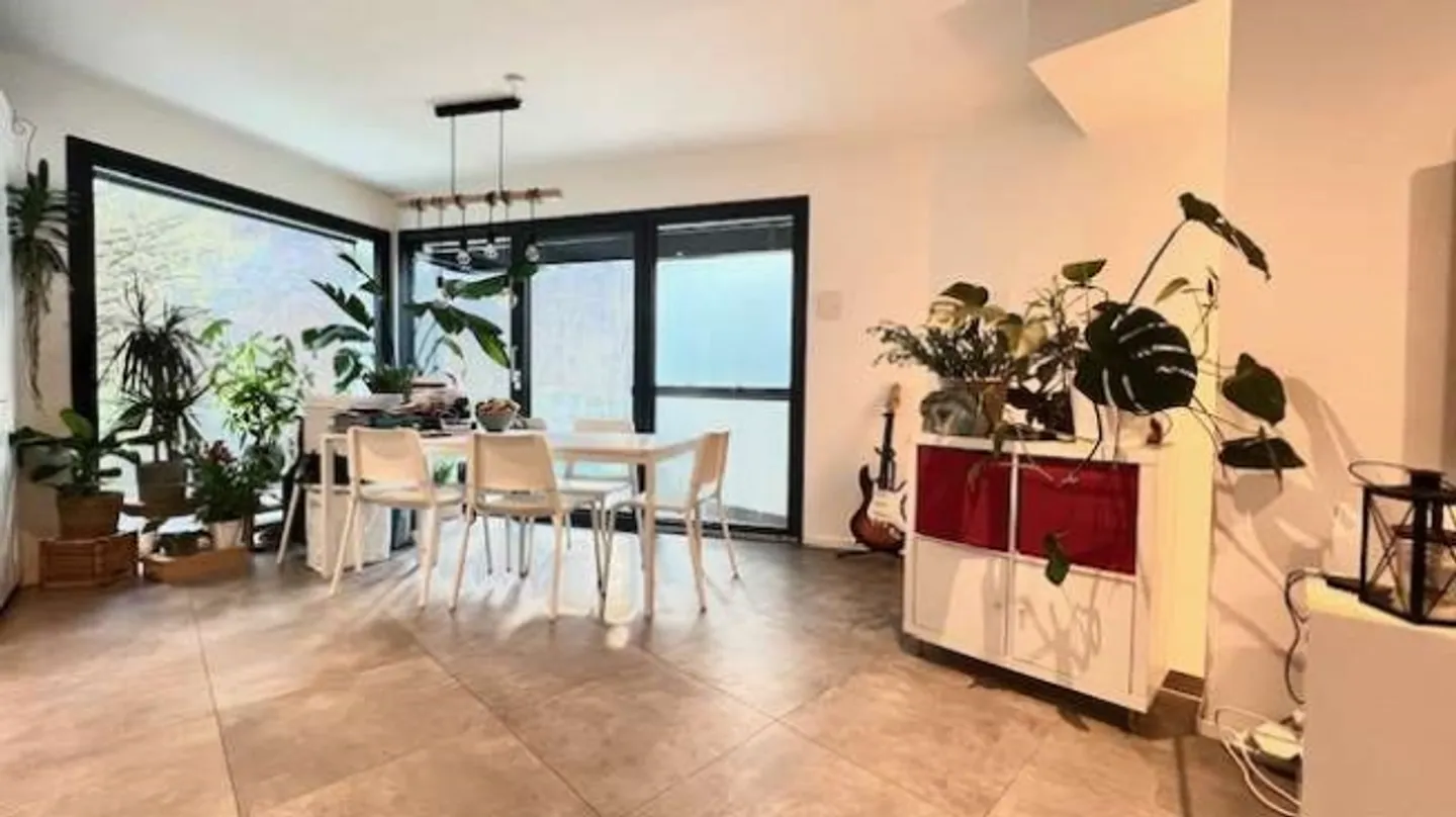 «Neue Villa mit Garten» - Foto 5 von 20