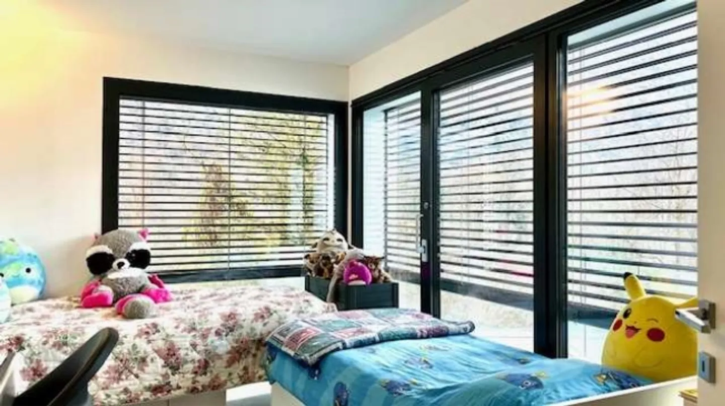 «Neue Villa mit Garten» - Foto 10 von 20