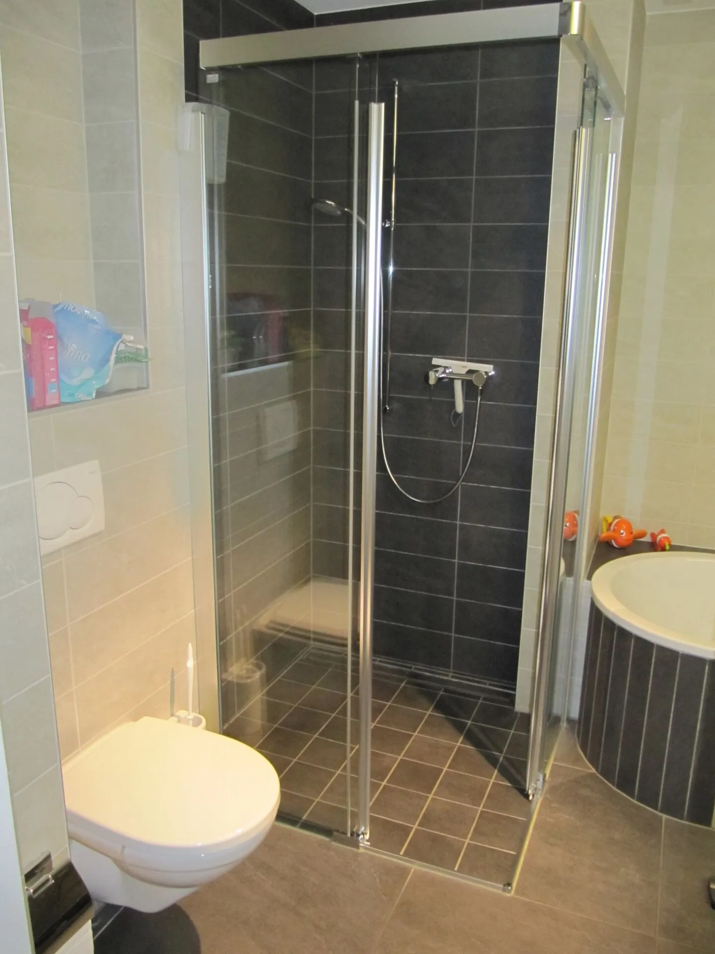 Appartement de 4,5 pièces avec haut standard et sauna - Photo 11 sur 13