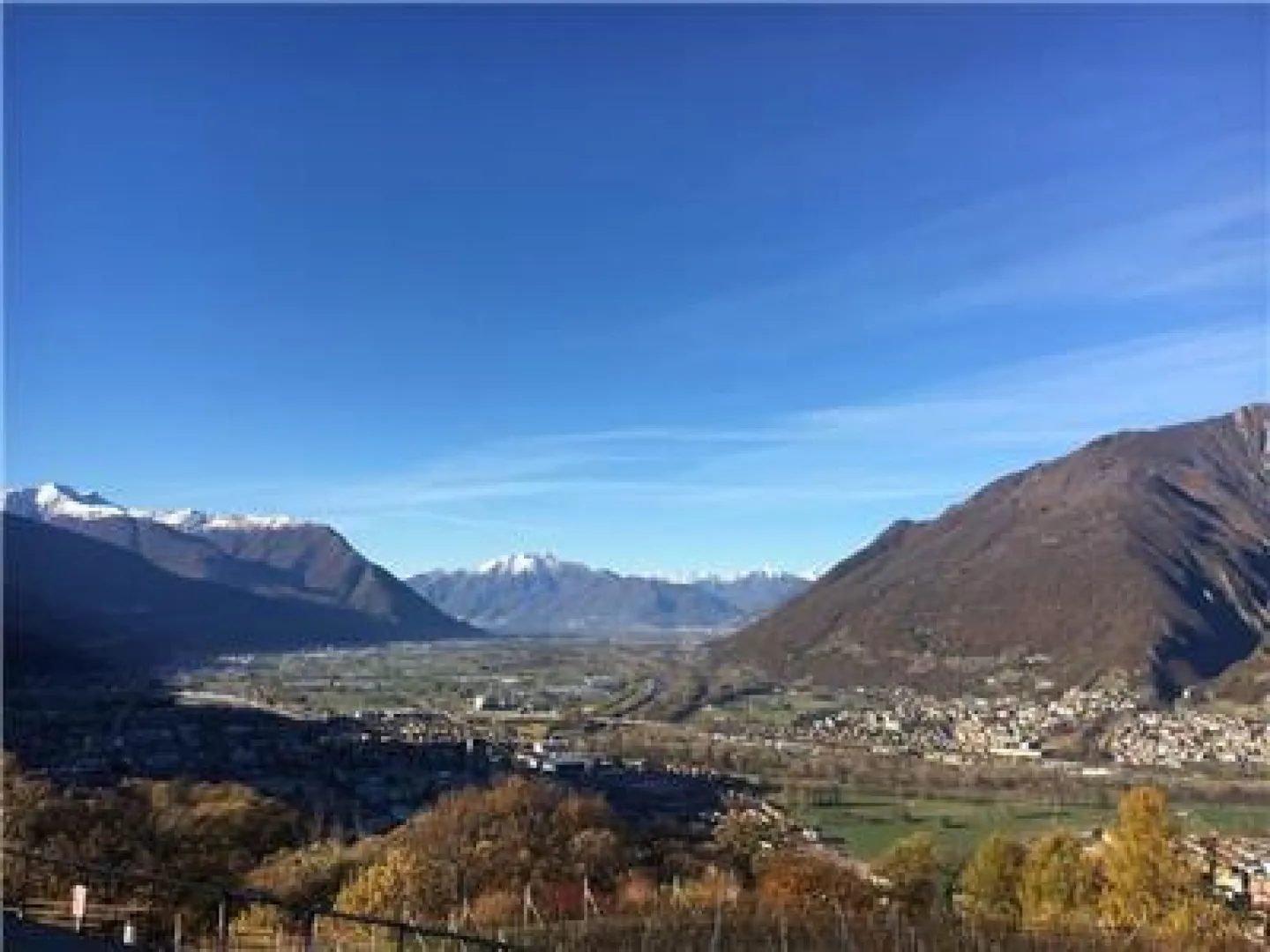 TERRENO CON UNA VISTA INCANTEVOLE - Foto 1 di 3