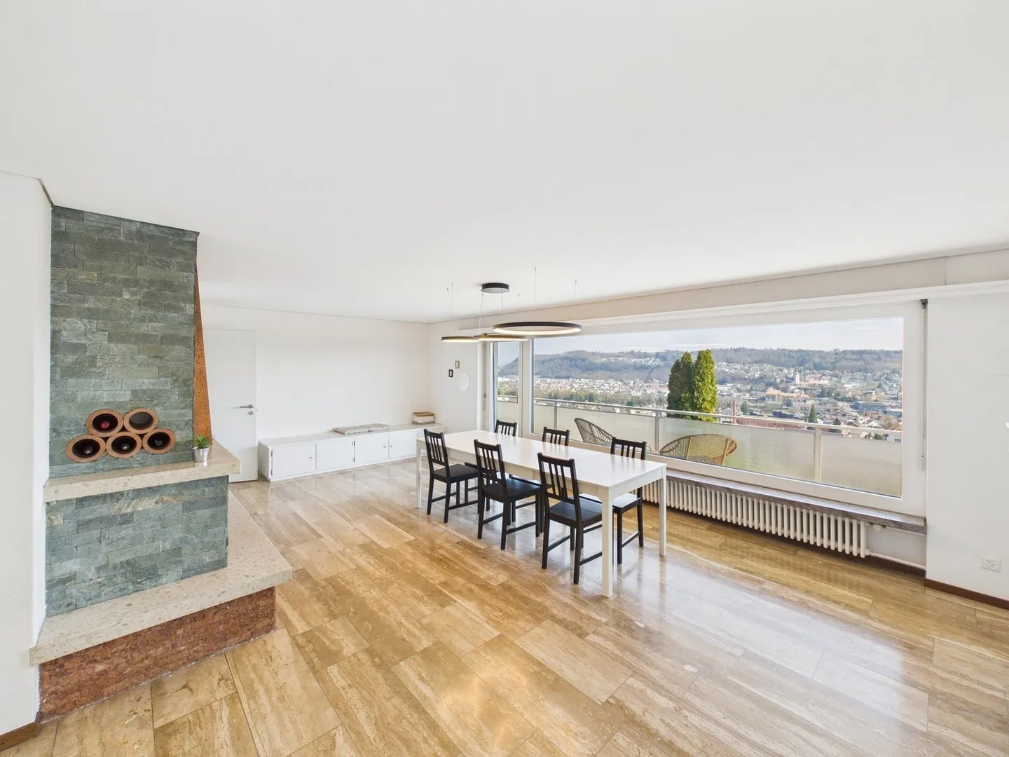 Idillio residenziale con piscina e vista panoramica incomparabile - Foto 4 di 6