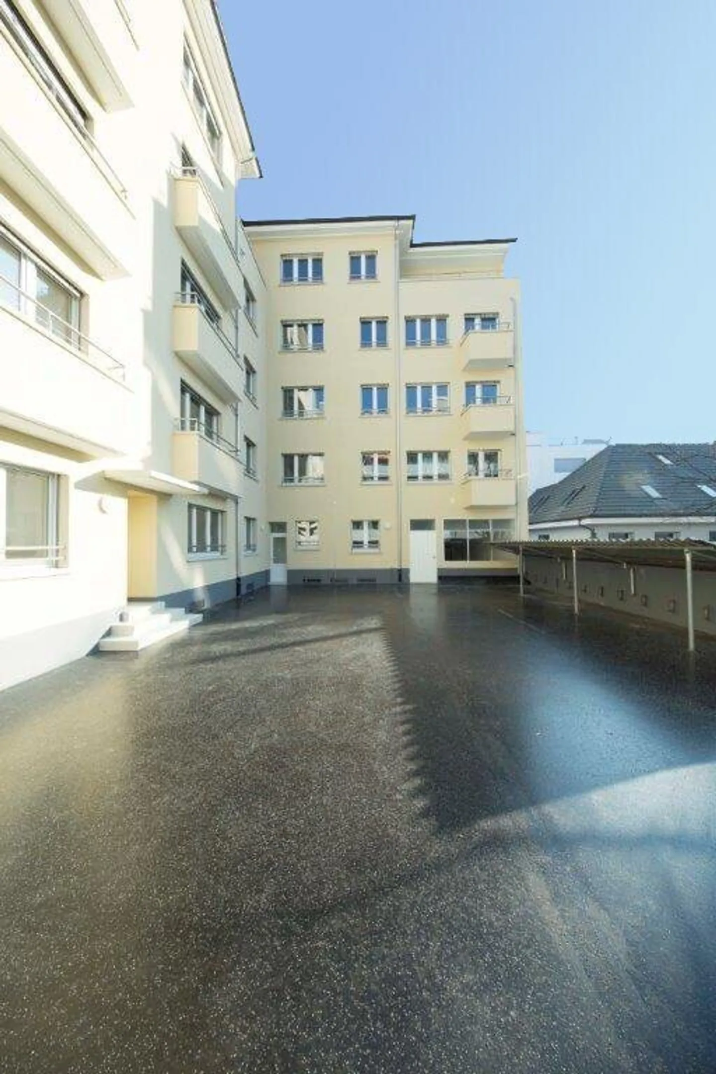 Modernes Apartment mit 2 Balkonen - Foto 6 von 6