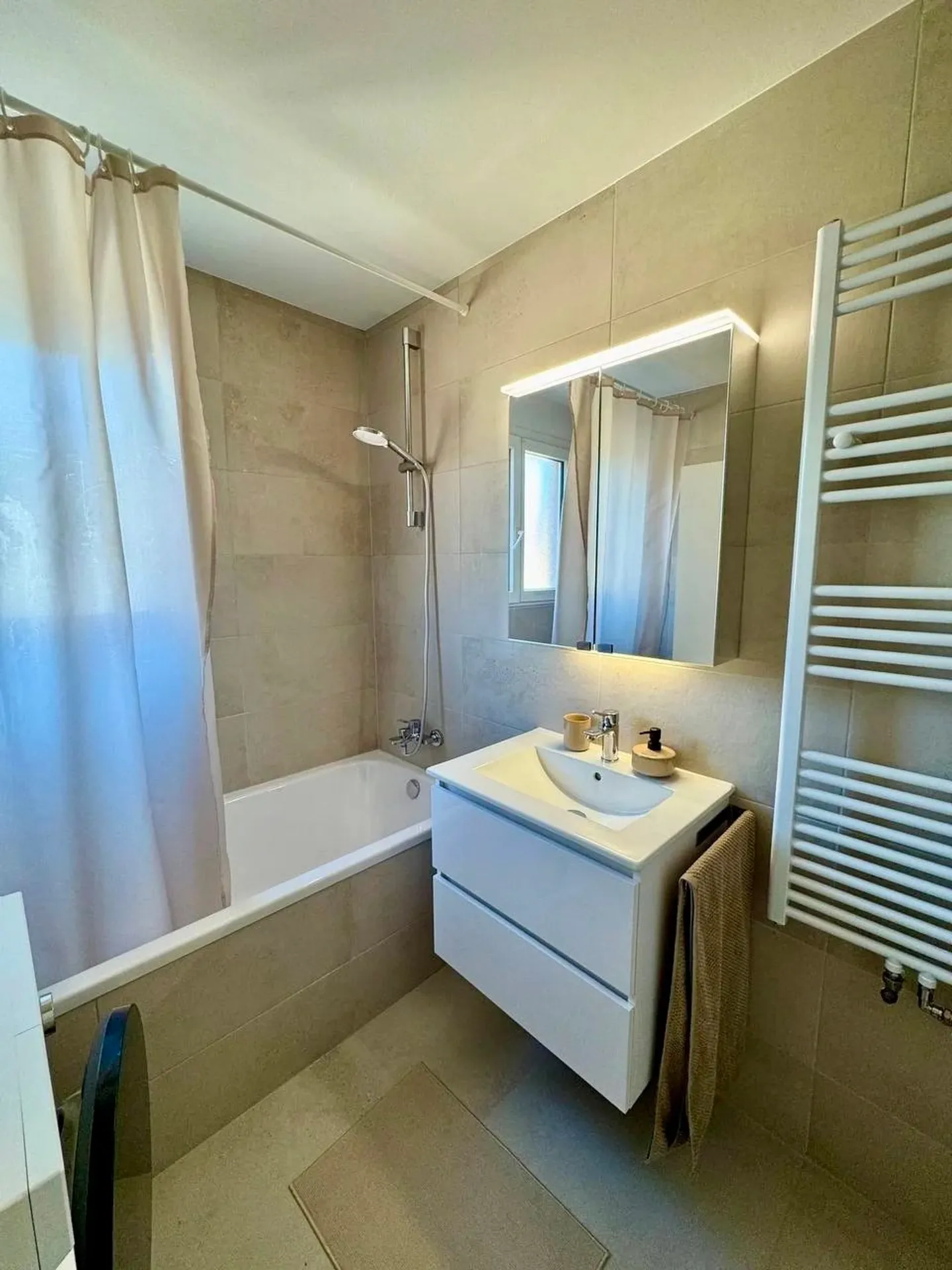 Renovierte Wohnung am Genfersee - Foto 6 von 12