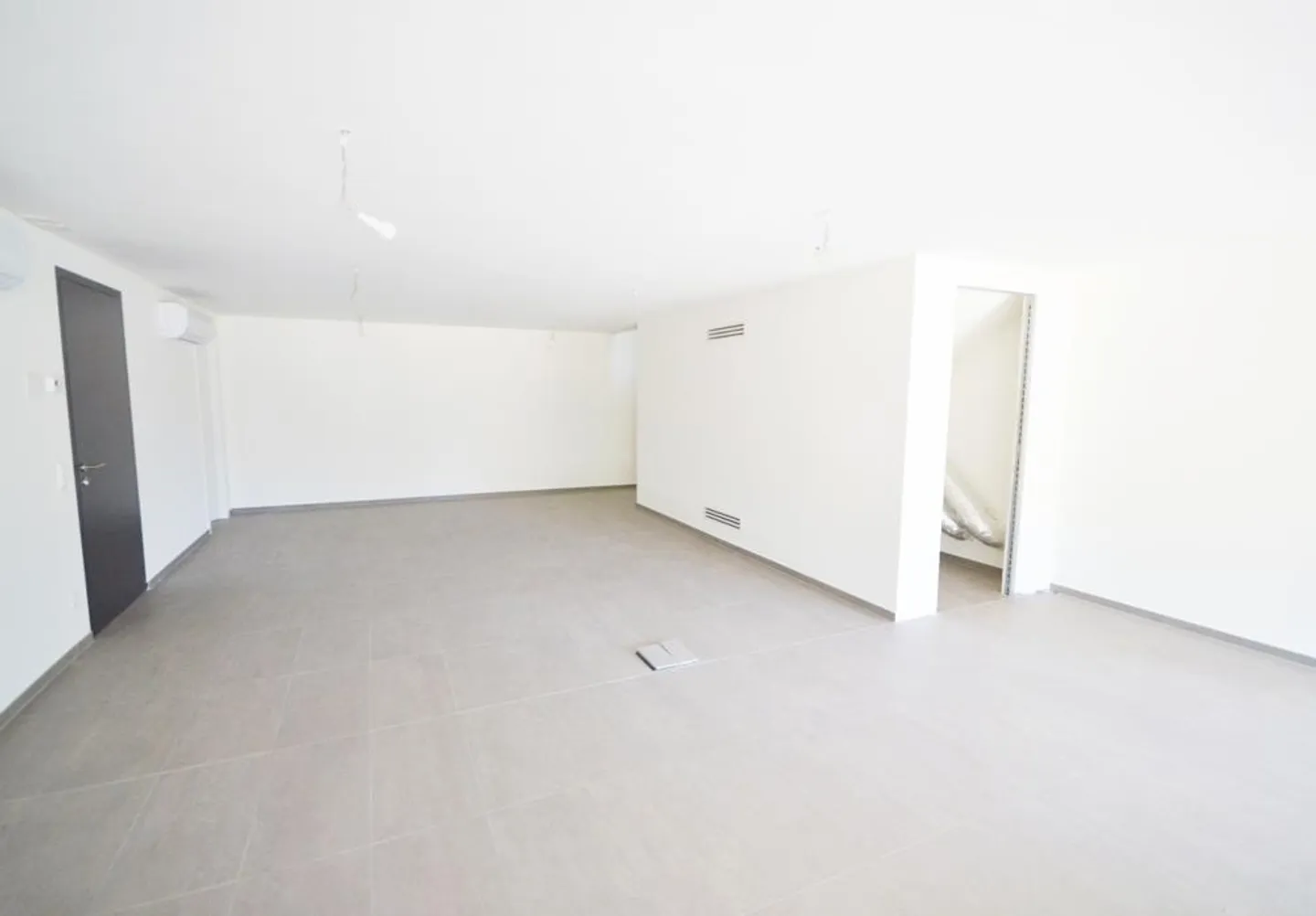 Vezia - Gewerbefläche - Einkommensinvestition - Gewerbefläche - Foto 6 von 14