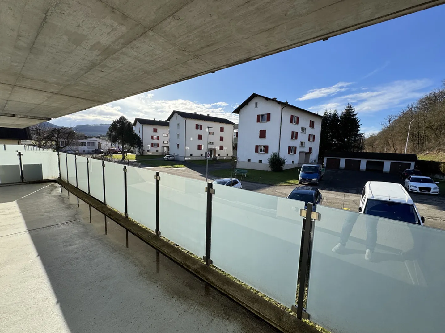 Appartement moderne avec terrasse - Photo 1 sur 11