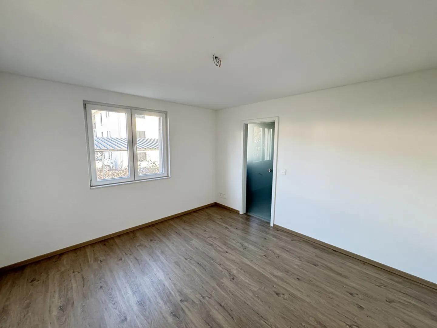 Appartement moderne avec terrasse - Photo 10 sur 11