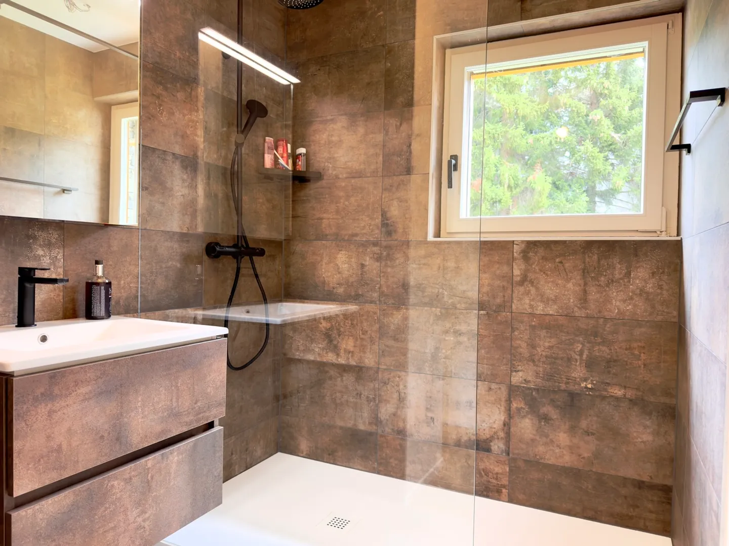 Appartement Élégant à Crans-Montana - Photo 14 sur 21