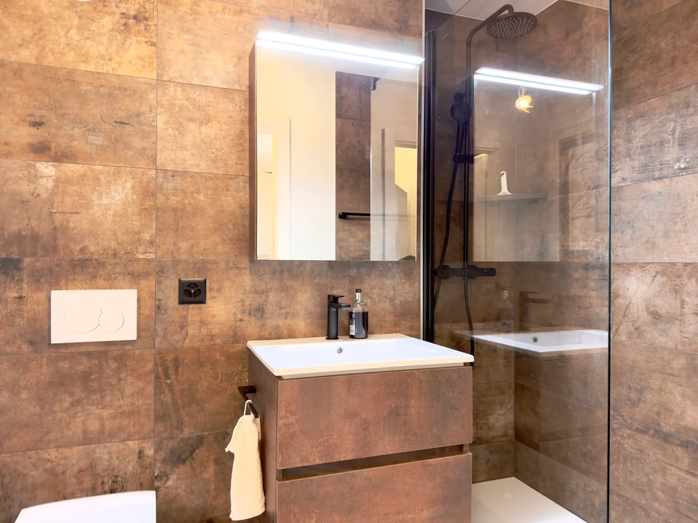 Appartement Élégant à Crans-Montana - Photo 19 sur 21