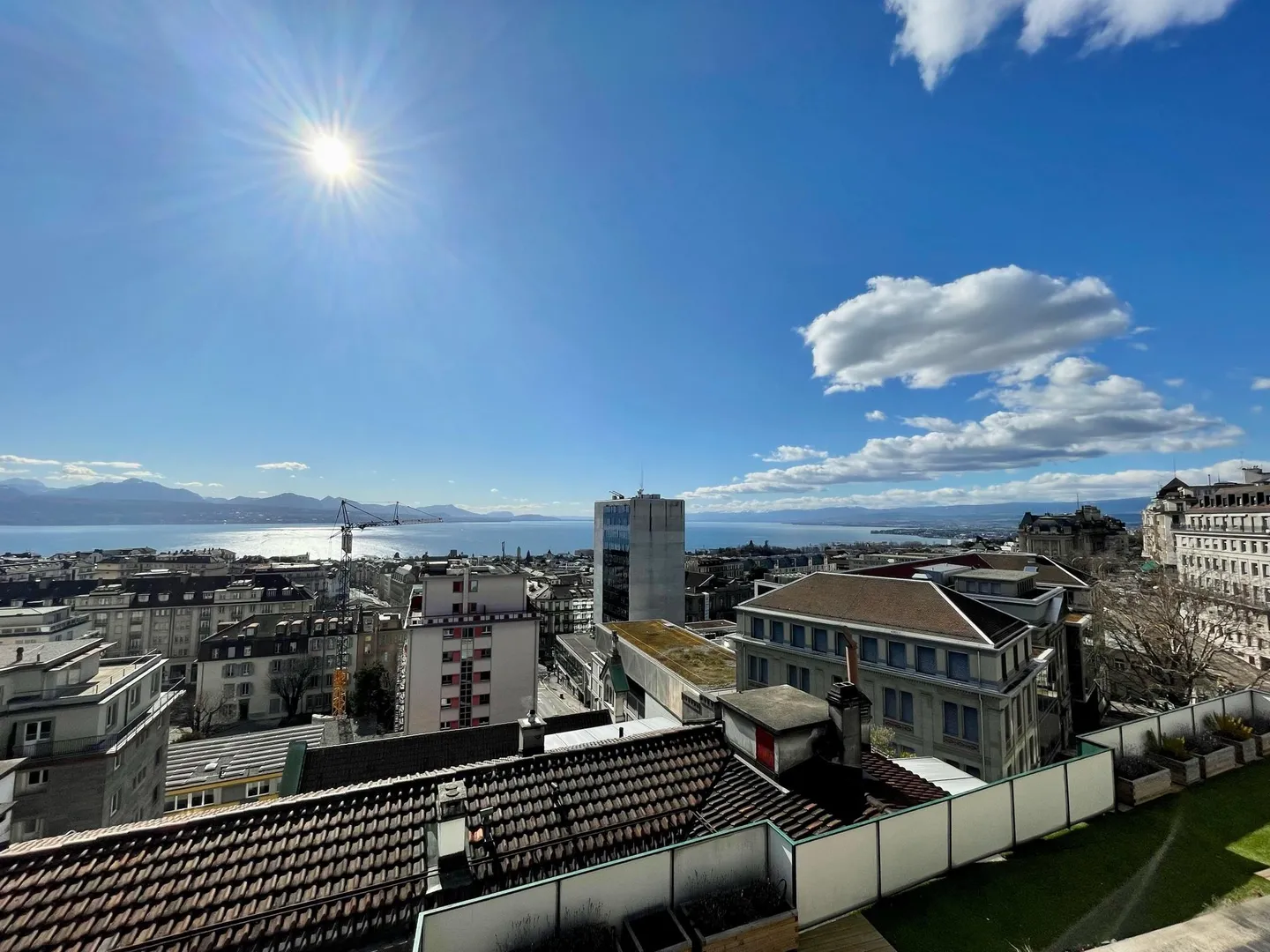 Appartement Rénové avec Vue sur le Lac - Photo 11 sur 17