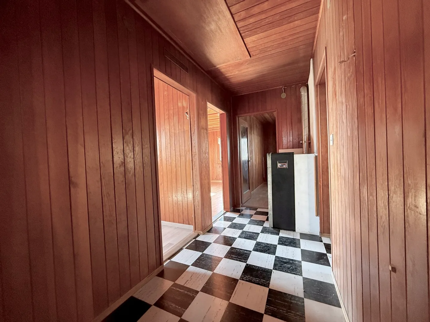 Cottage to renovate with a view of the Alps in the distance! - Photo 10 of 14