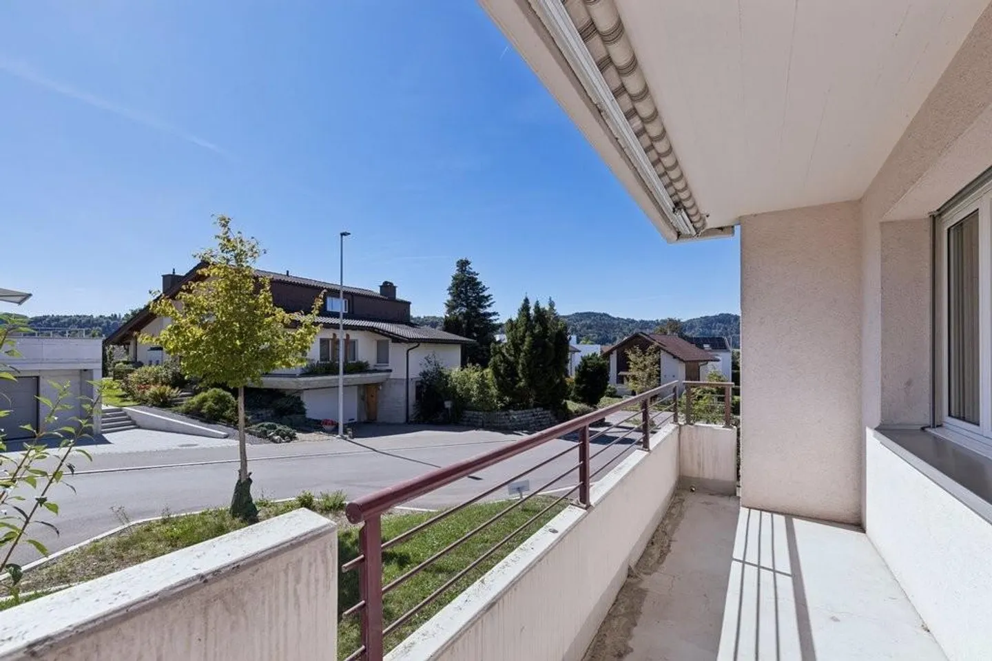 Appartamento spazioso in una zona residenziale tranquilla in affitto - Foto 8 di 8