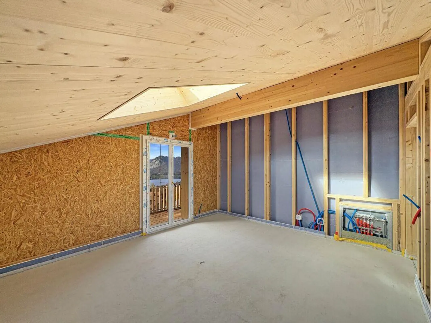 Sun, Moon and Stars - Photo 11 of 18