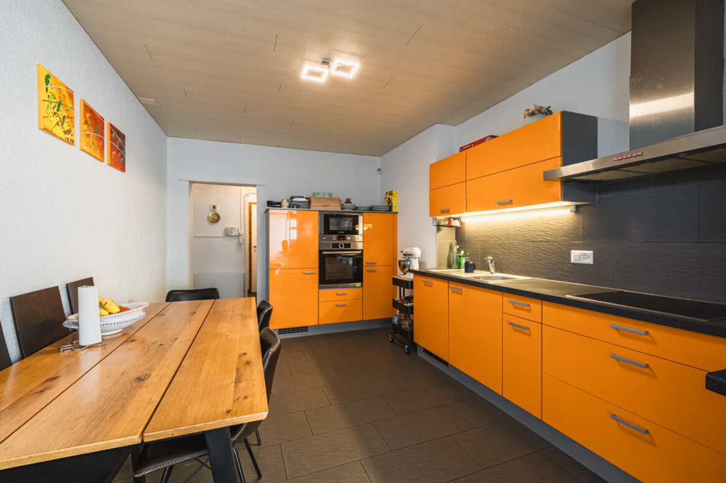MAISON D'HABITATION AVEC POTENTIEL CONSTRUCTIBLE A CHAVORNAY - Photo 9 of 12
