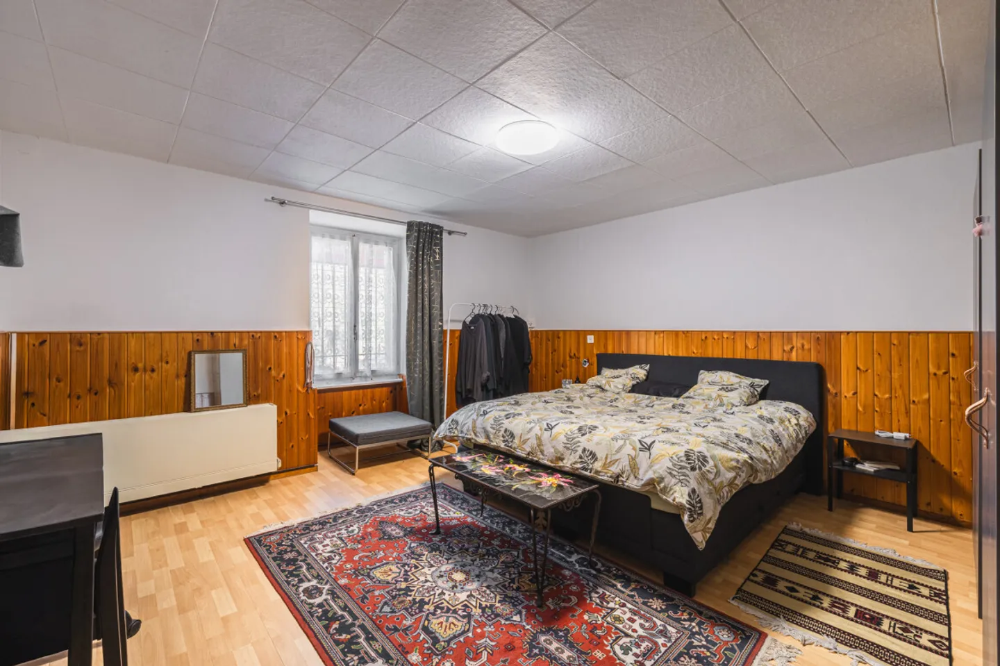 MAISON D'HABITATION AVEC POTENTIEL CONSTRUCTIBLE A CHAVORNAY - Photo 3 of 12