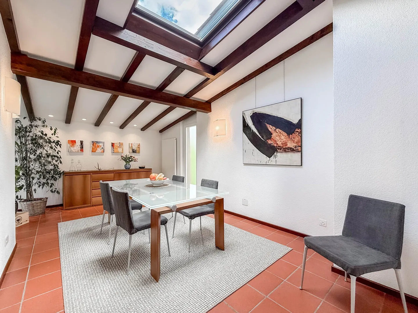 Elegant house with garden in Collina d’Oro - Photo 5 of 18