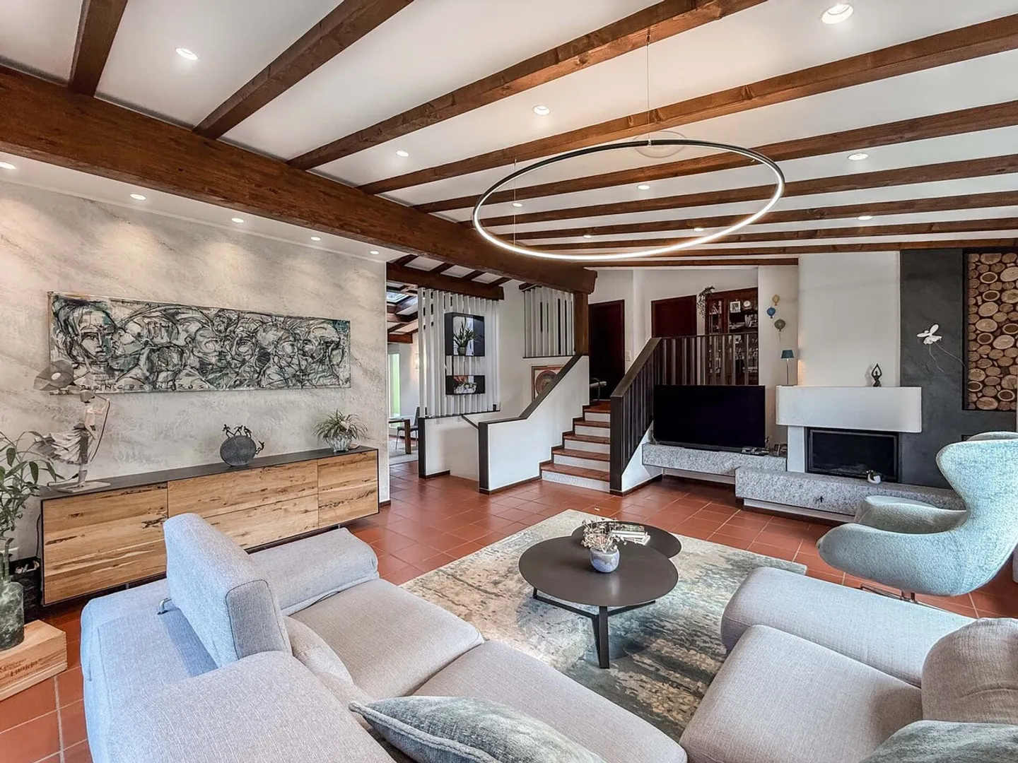 Elegant house with garden in Collina d’Oro - Photo 2 of 18