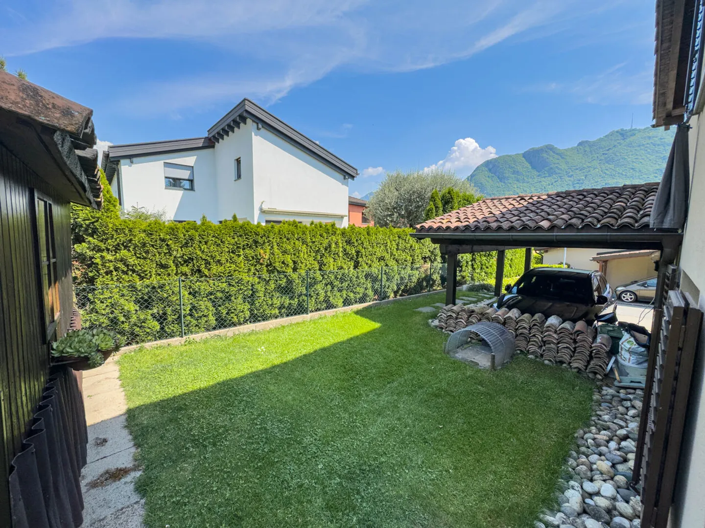 Elegant house with garden in Collina d’Oro - Photo 14 of 18
