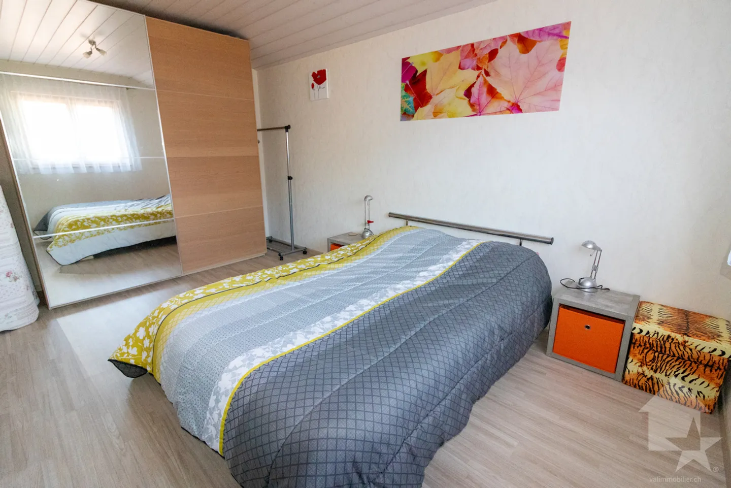 Magnifica villa di 5.5 locali con ampio terreno e garage doppio - Foto 14 di 29