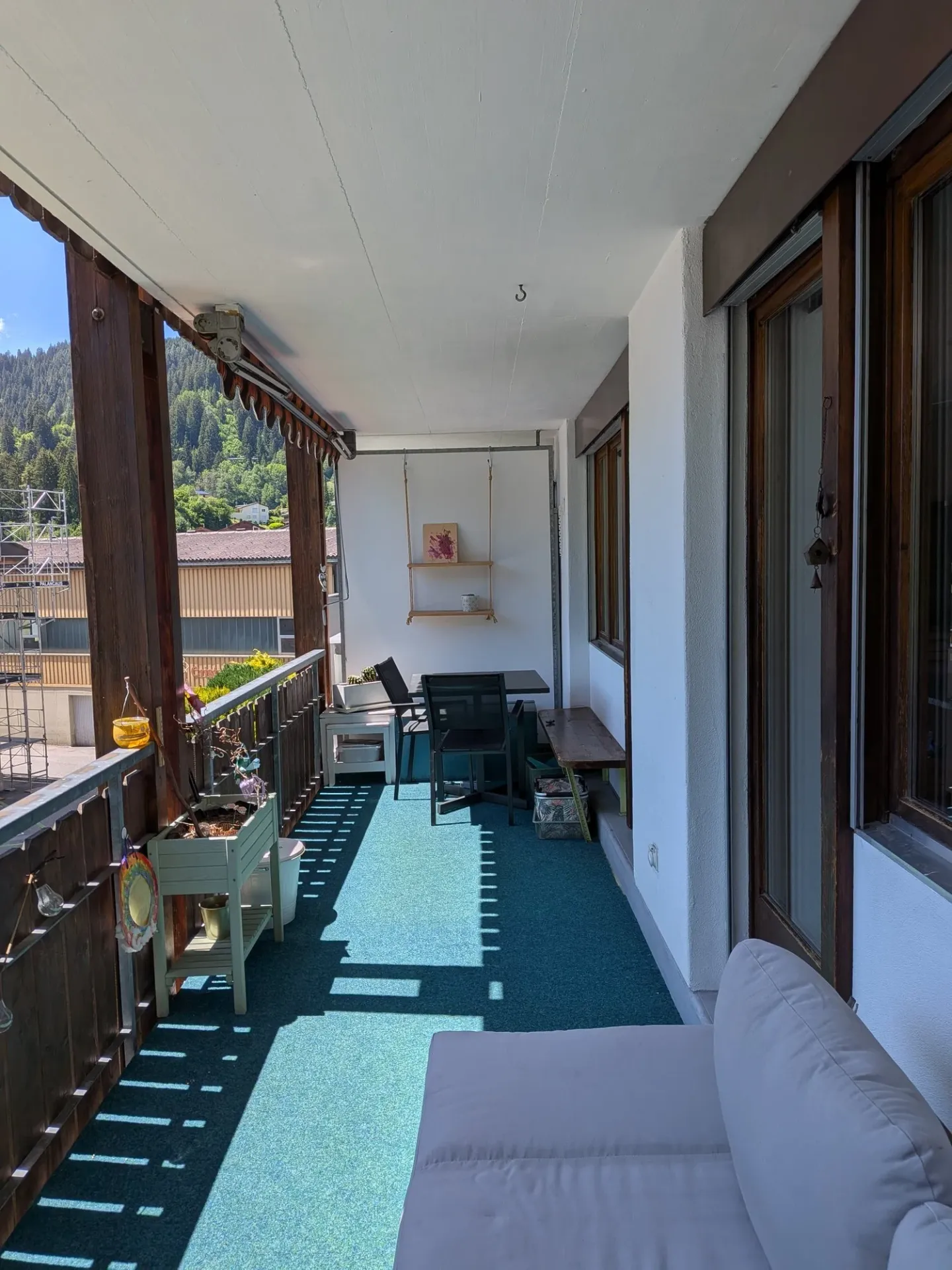 Charming 4.5-Room Apartment with Mountain Panorama in Laax - Photo 7 of 26