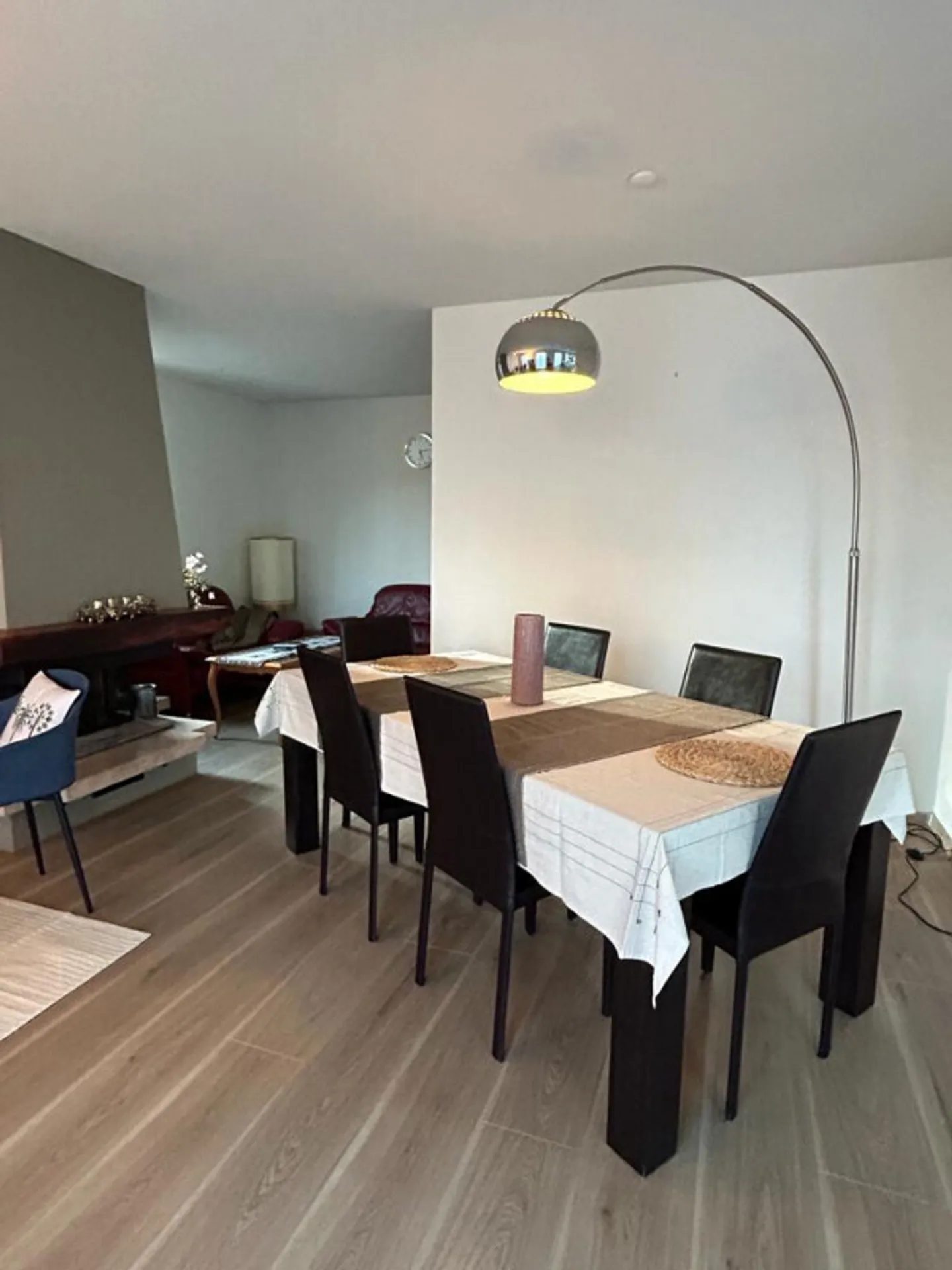 Furnished room for rent in a beautiful villa in the heart of Gland - Photo 7 of 12