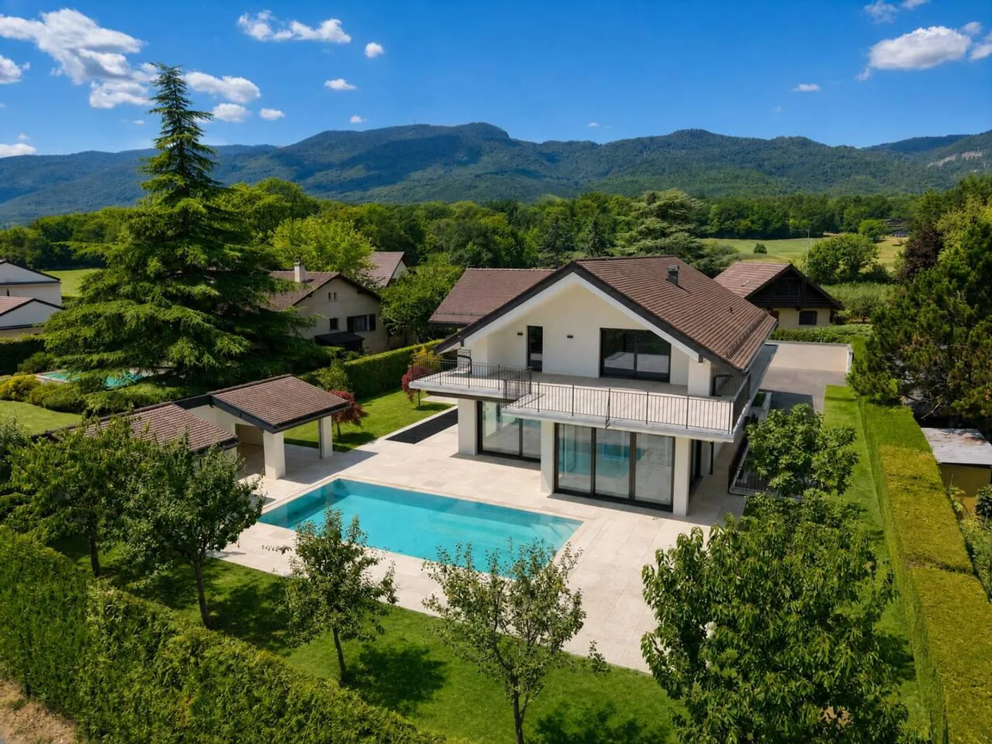 Exceptional high-end villa - Photo 1 of 13