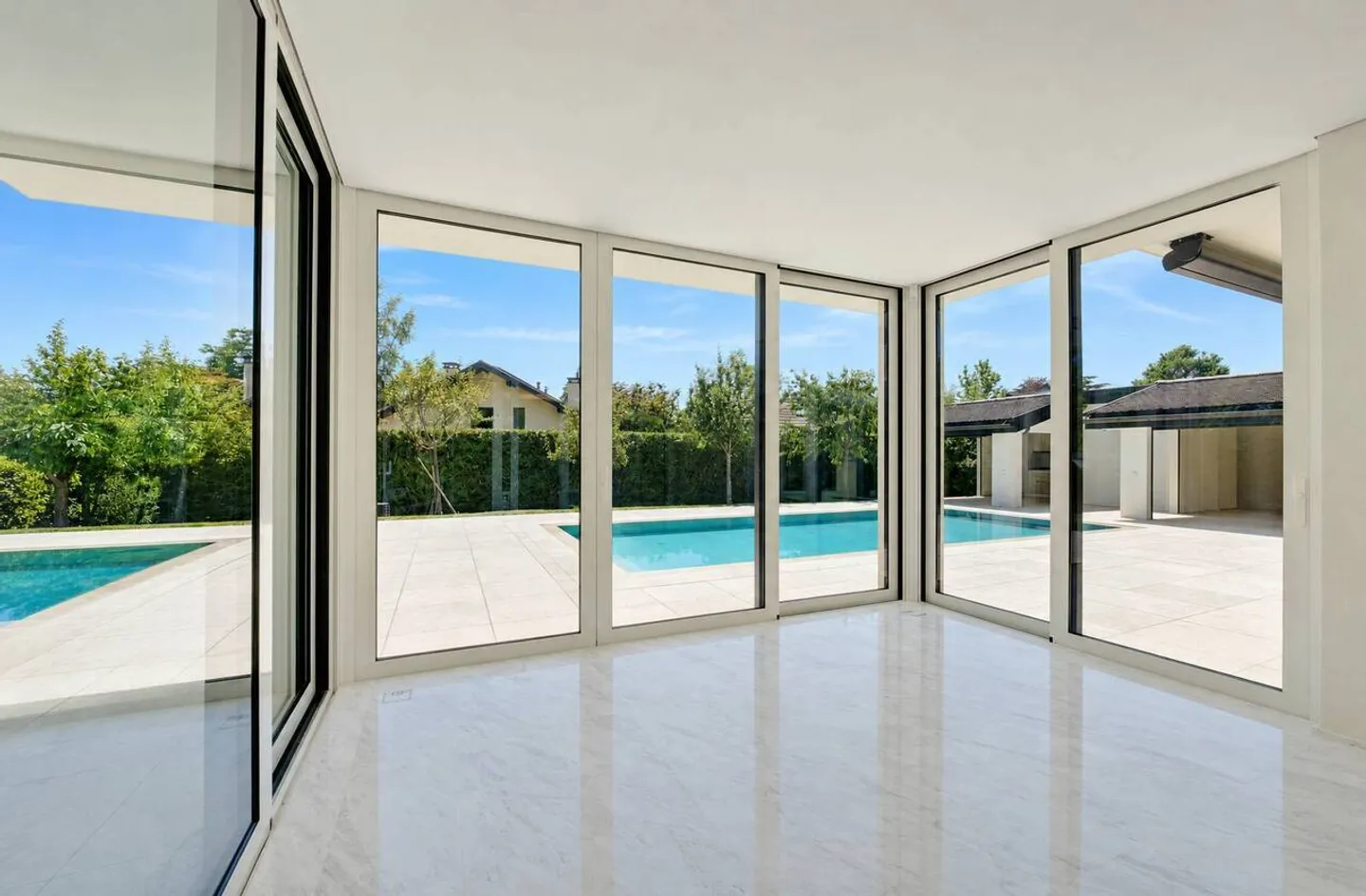 Exceptional high-end villa - Photo 7 of 13