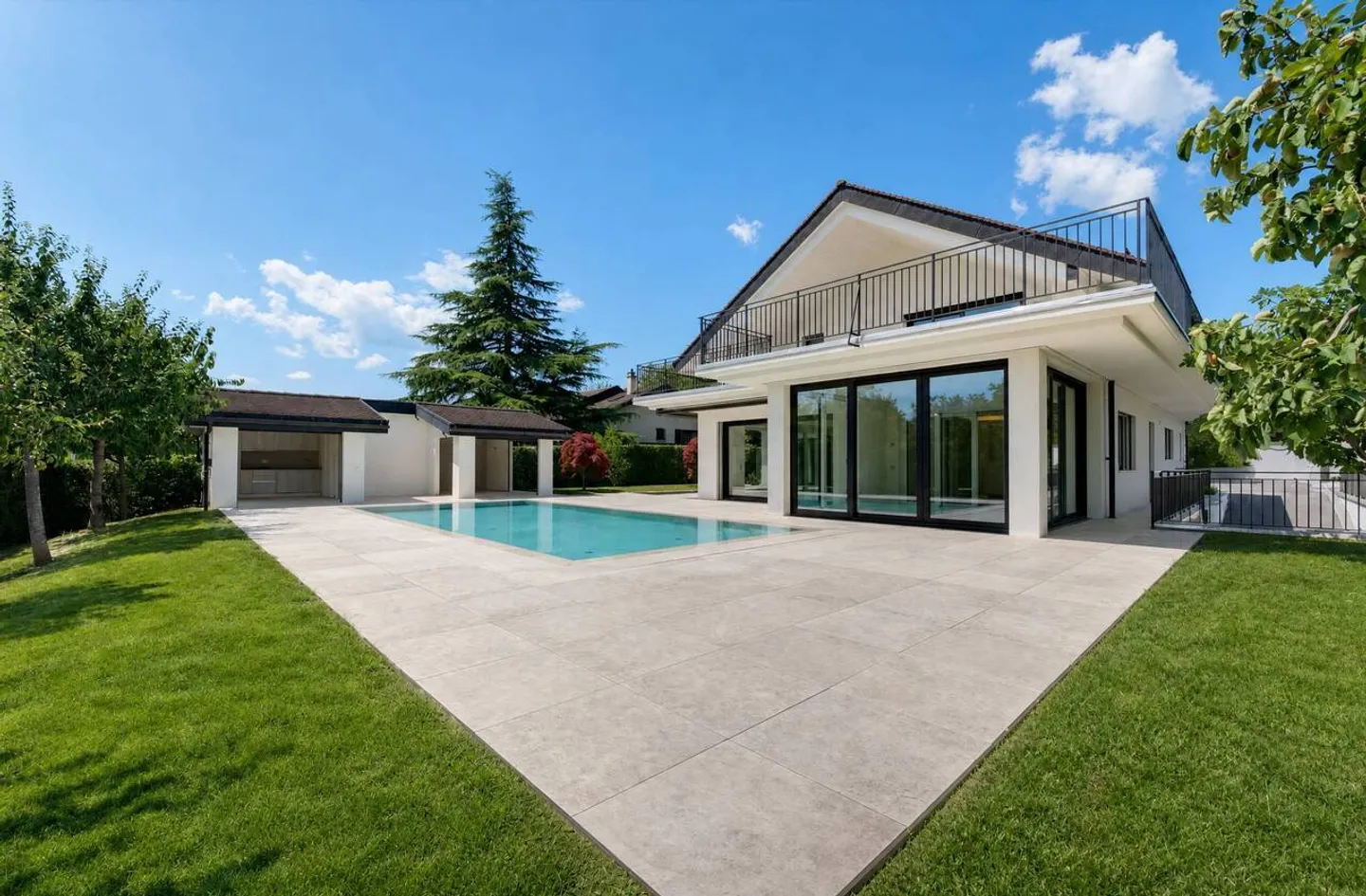 Exceptional high-end villa - Photo 8 of 13