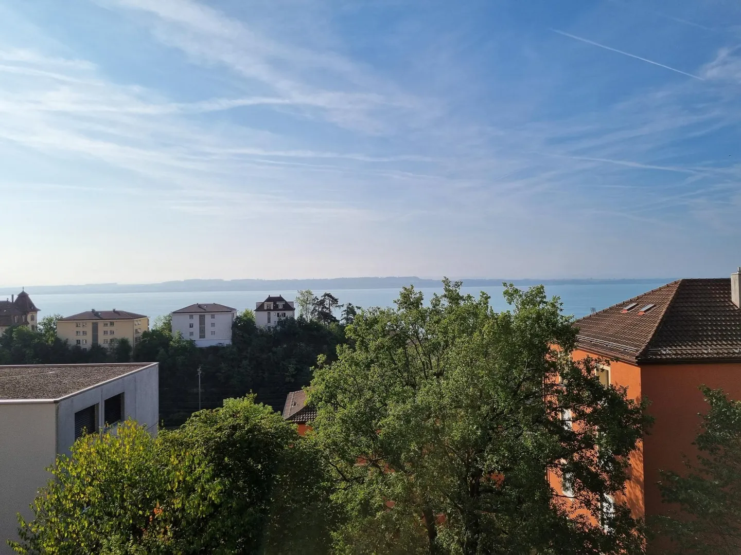 Charmantes Studio mit Seeblick - Foto 1 von 6