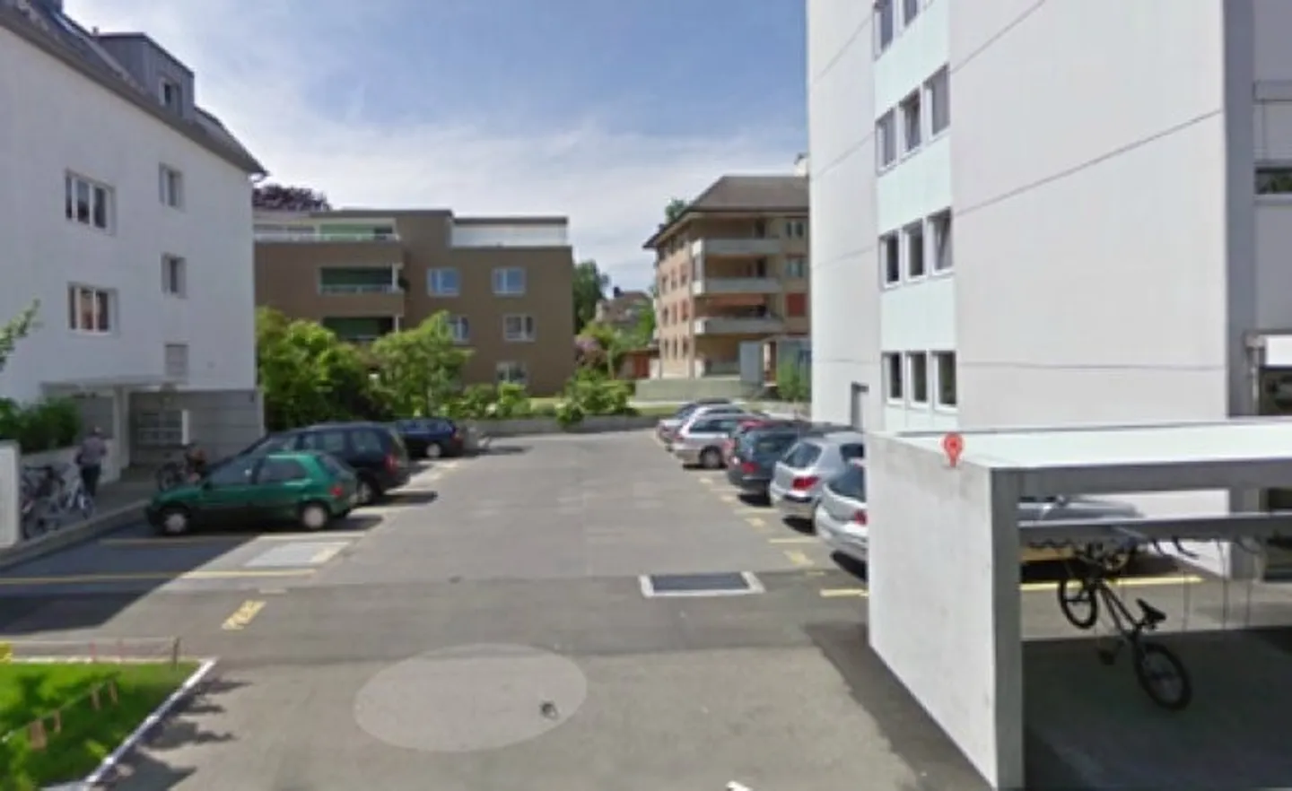 Outdoor parking space for rent - Photo 1 of 2