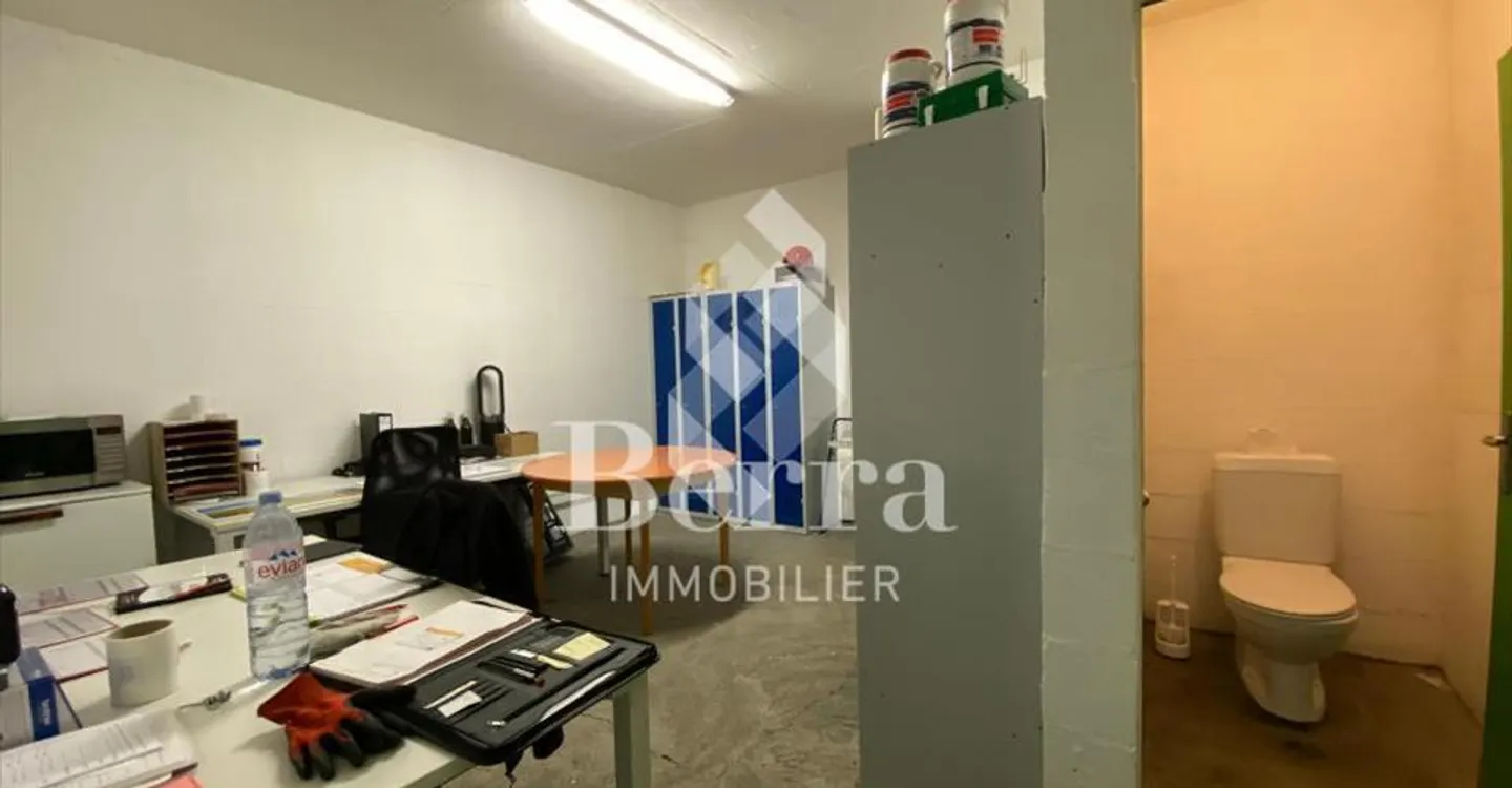Hall industrielle à Sitten - Photo 8 sur 12