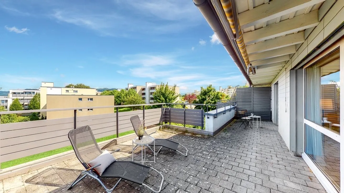 Stylische Attikawohnung mit Terrasse - Foto 1 von 7