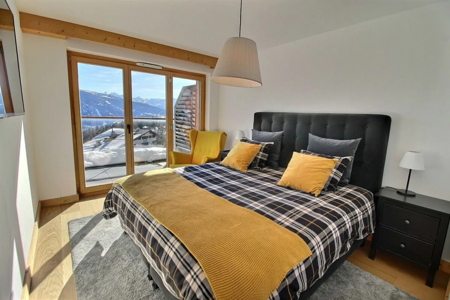 Luxuswohnung in Crans-Montana - Foto 2 von 9