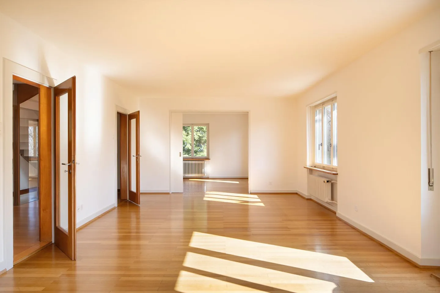 Spacious Single-Family Home with Plenty of Greenery and Privacy - Photo 6 of 14