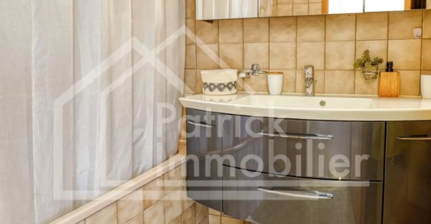 Appartement spacieux à Granges-Paccot - Photo 5 sur 11
