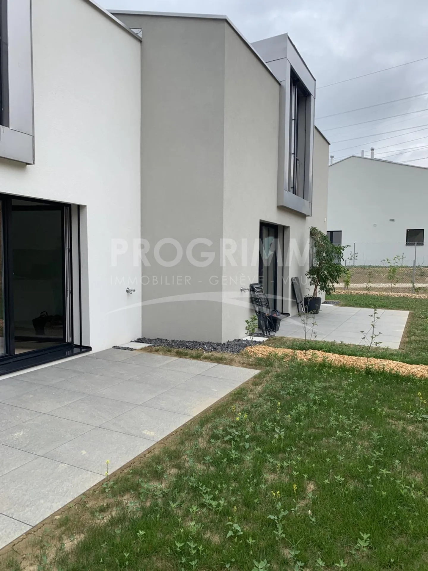 Nouvelle Villa avec Vue Lac - Photo 4 sur 10