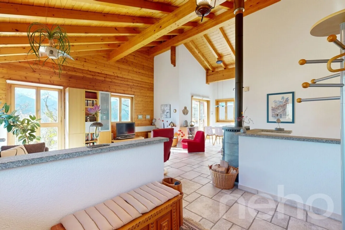 Chalet with Mountain Views - Photo 8 of 12
