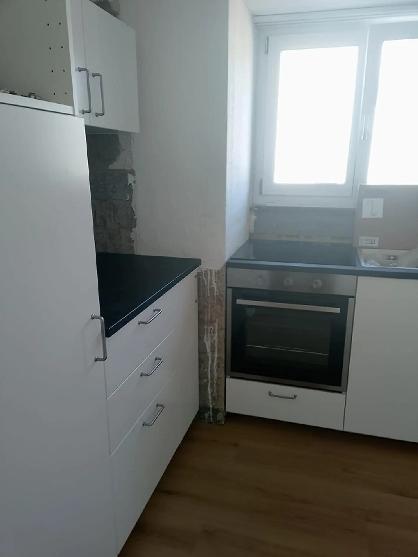 appartamento 3 locali ristrutturato di recente (incluso parcheggio) - Foto 9 di 11
