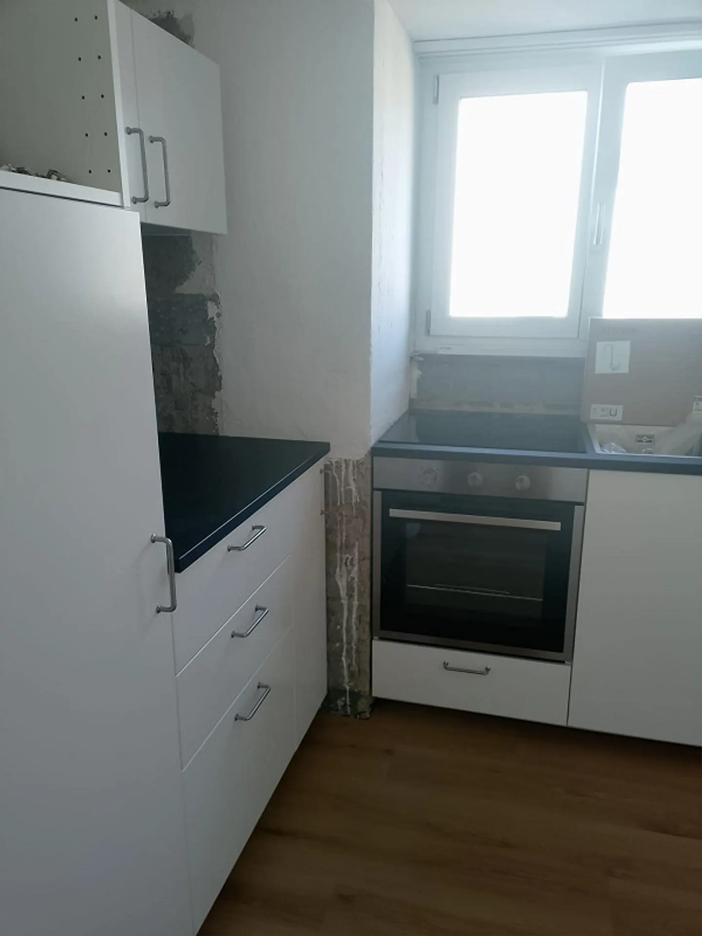 appartamento 3 locali ristrutturato di recente (incluso parcheggio) - Foto 10 di 11