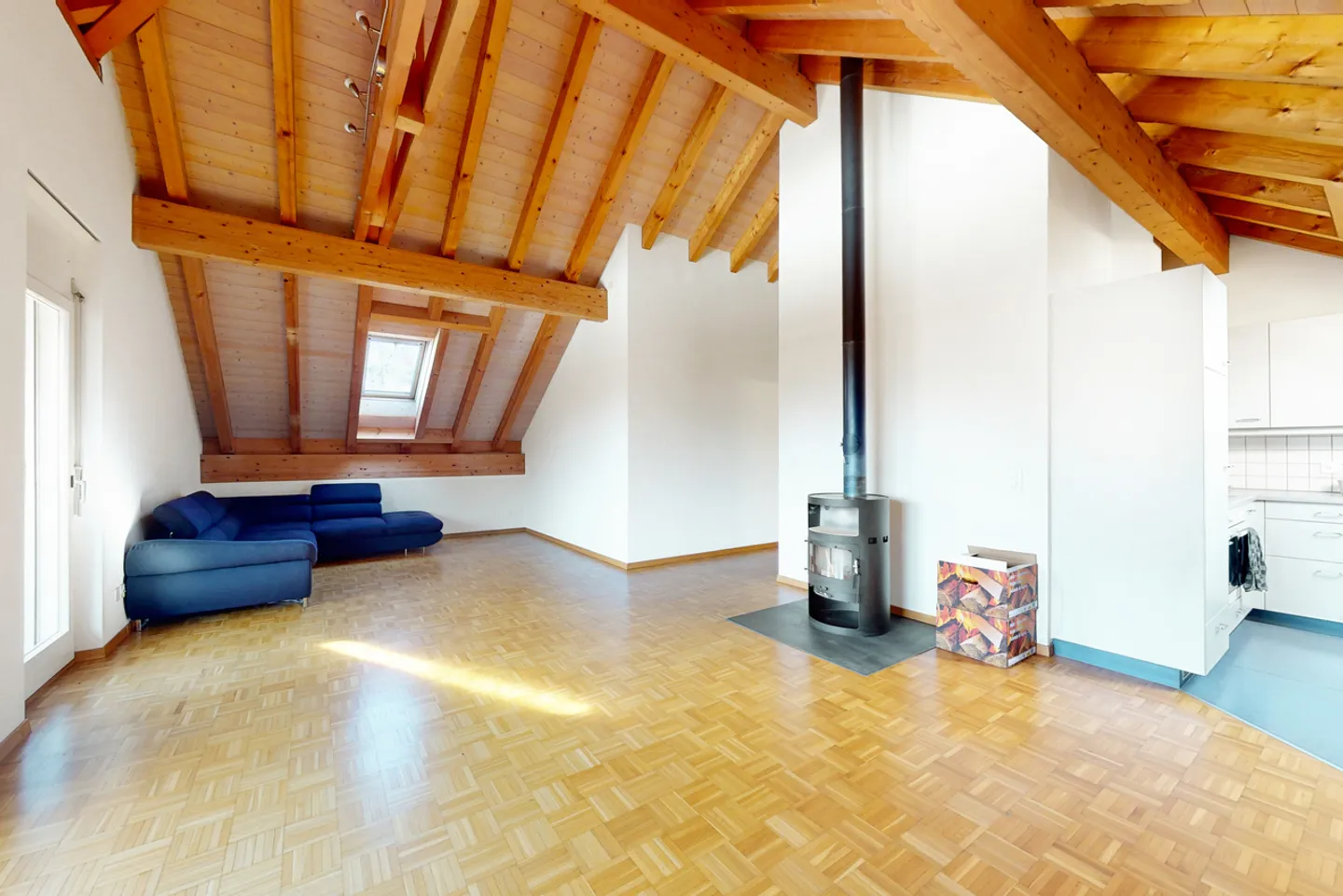 Attic apartment with a feel-good factor and its own fireplace! - Photo 1 of 8