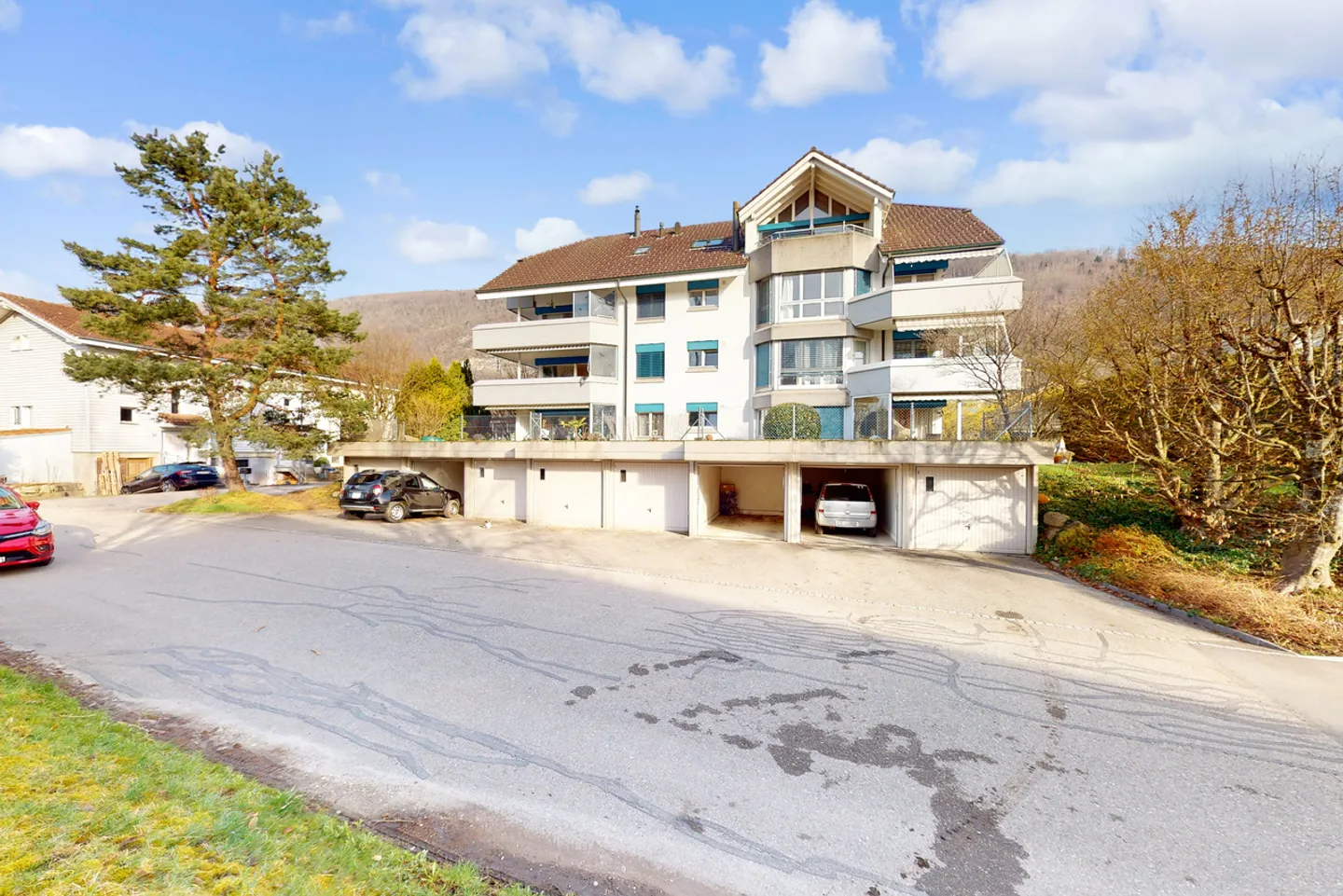 Attic apartment with a feel-good factor and its own fireplace! - Photo 8 of 8