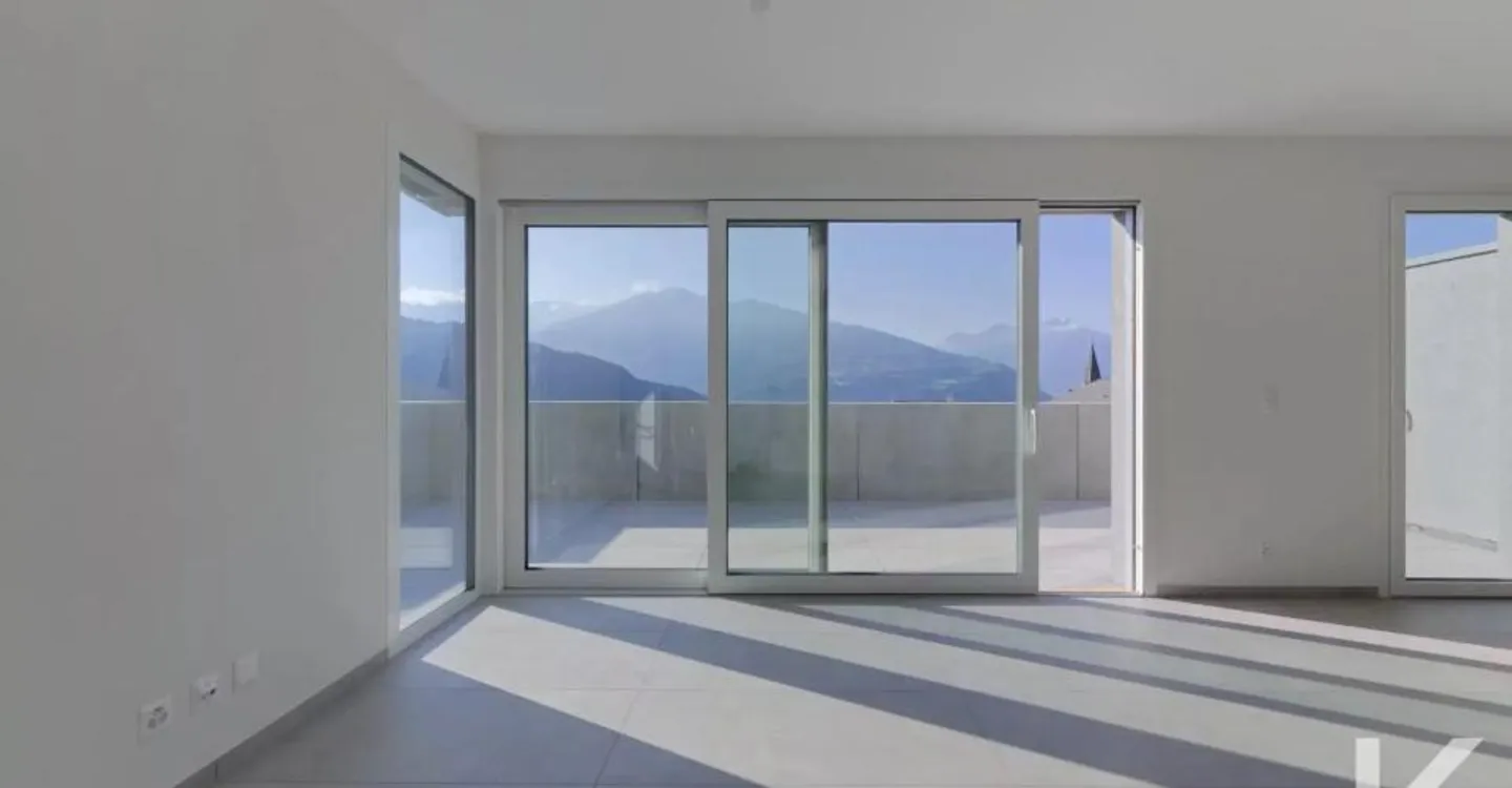 Stunning Villas in Ayent - Photo 4 of 11