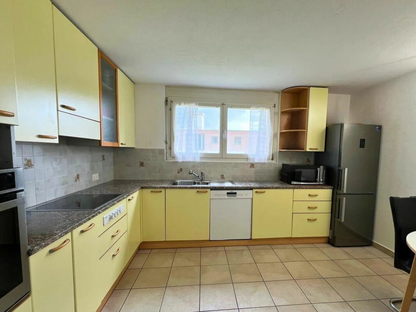 Moderne Einfamilienhaus mit Terrasse und privatem Garten - Foto 8 von 12