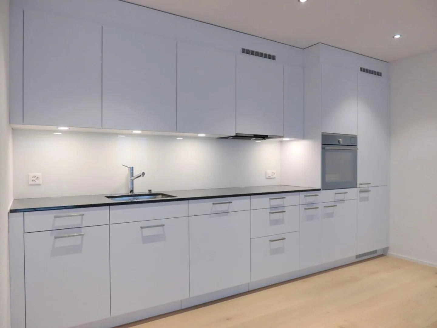 Appartamento moderno in centro - Foto 4 di 6