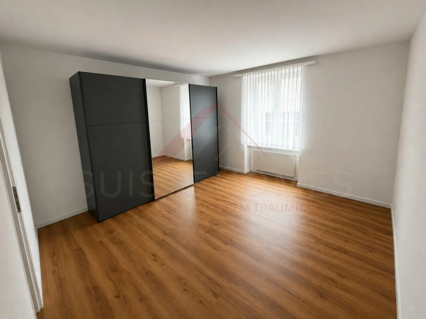 Appartamento affascinante 3.5 locali con balcone - vivere curato in un ambiente tranquillo e soleggiato - Foto 4 di 8
