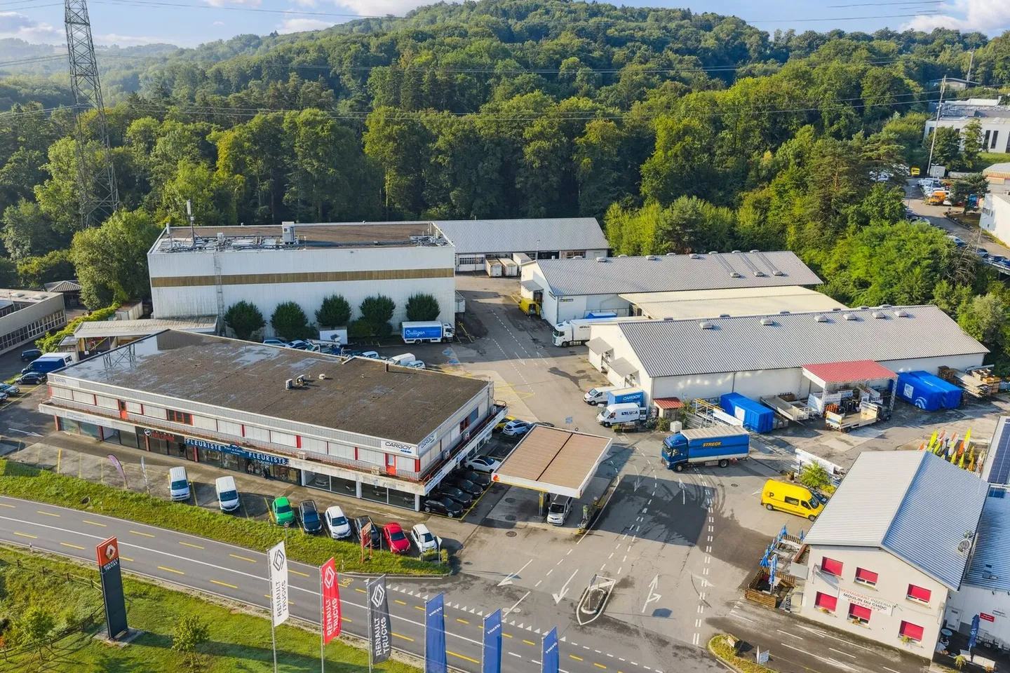 Immeuble mixte à louer - Photo 3 sur 4